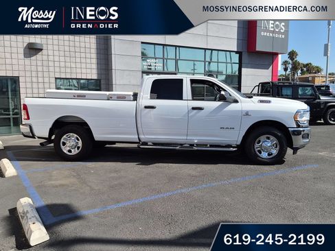 Used 2022 RAM 2500 Tradesman w/ Chrome Appearance Group RWD image 5