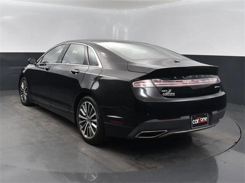 Used 2018 Lincoln MKZ Select w/ Select Plus Package image 3