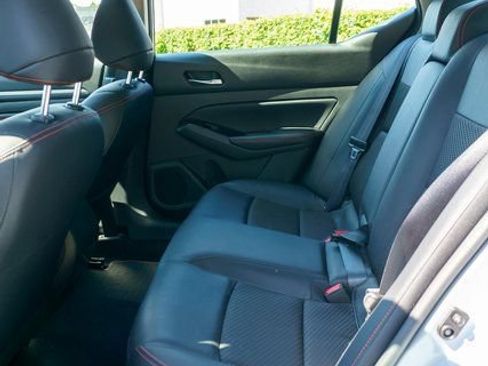 Used 2023 Nissan Altima 2.5 SR AWD/4WD image 11