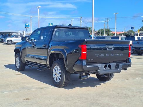 New 2026 Toyota Tacoma SR5 AWD/4WD image 7