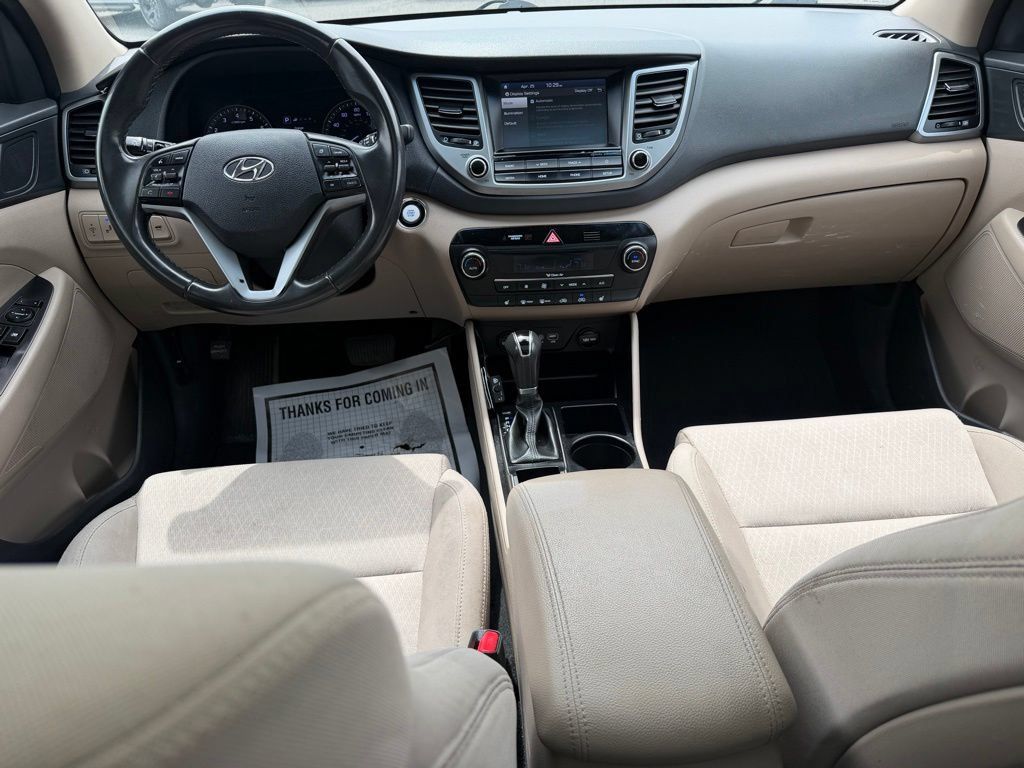 Used 2019 Hyundai Tucson Value w/ Cargo Package AWD/4WD image 15