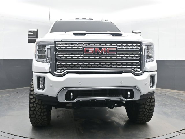Used 2020 GMC Sierra 2500 Denali w/ Denali Ultimate Package AWD/4WD image 3
