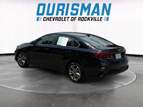 Used 2023 Kia Forte LXS FWD image 4