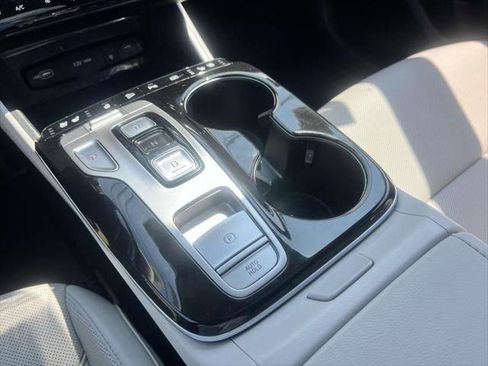 Used 2024 Hyundai Tucson Limited image 30