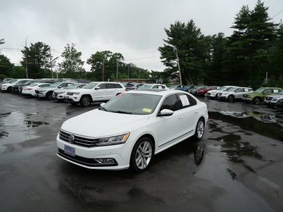 Used 2017 Volkswagen Passat 1.8T SE
