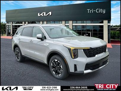 New 2025 Kia Sorento S