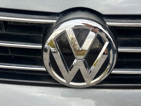 Used 2015 Volkswagen Jetta SE image 27