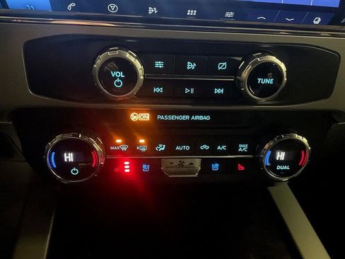 Used 2022 Ford F350 Lariat w/ Lariat Value Package image 20