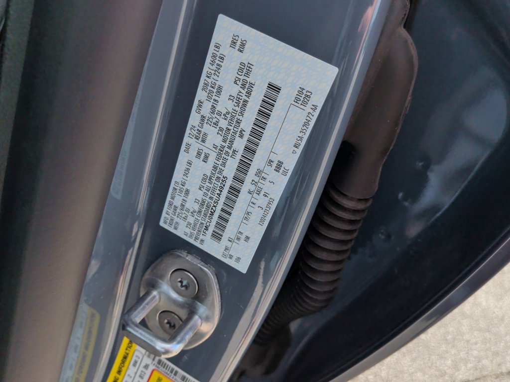 Used 2025 Ford Escape ST-Line w/ Equipment Group 301A FWD image 41