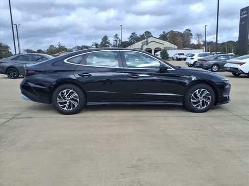 New 2026 Hyundai Sonata Blue image 2