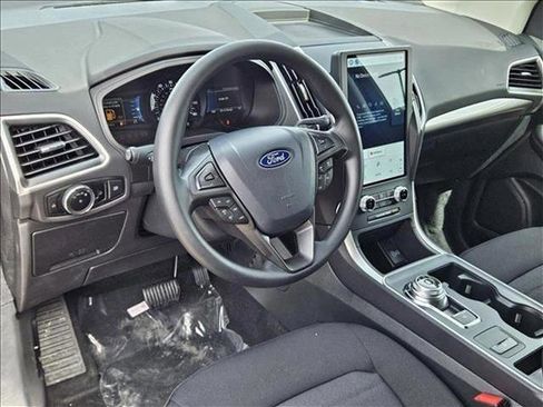 New 2024 Ford Edge SE AWD/4WD image 3