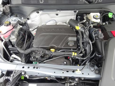 New 2026 Buick Envista Sport Touring FWD image 10
