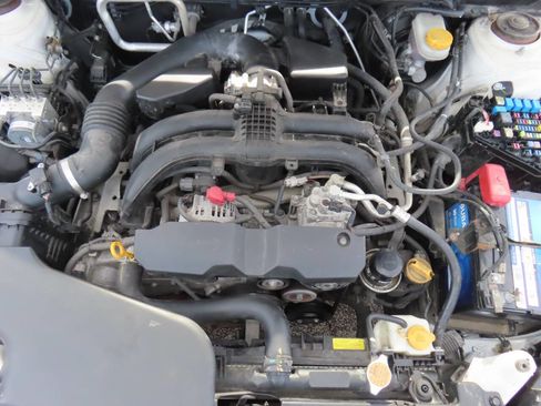 Used 2017 Subaru Legacy 2.5i Premium w/ Popular Package #1 AWD/4WD image 10