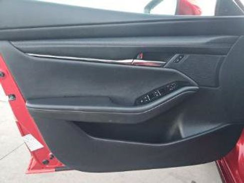 Used 2025 MAZDA MAZDA3 s FWD image 21