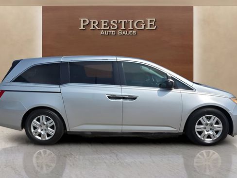 Used 2013 Honda Odyssey LX image 30