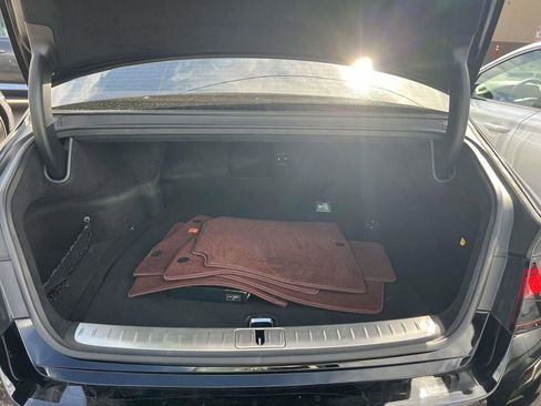 Certified 2023 Genesis G90 3.5T image 9