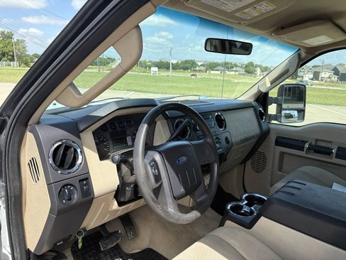 Used 2010 Ford F250 XLT RWD image 13