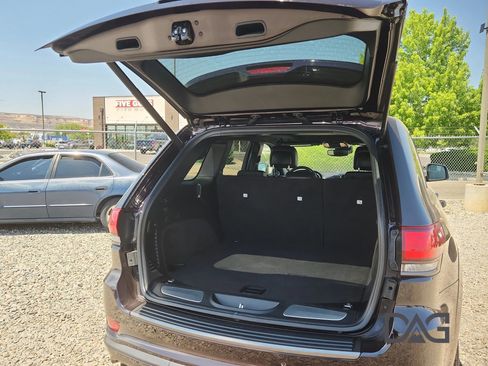 Used 2019 Jeep Grand Cherokee High Altitude image 18