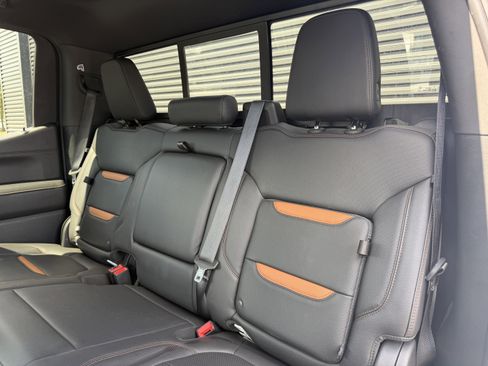 Used 2020 GMC Sierra 1500 AT4 w/ AT4 Premium Package AWD/4WD image 14