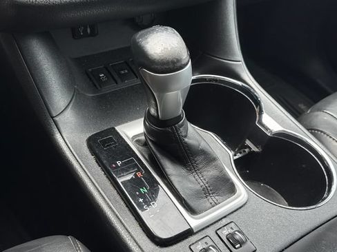 Used 2015 Toyota Highlander XLE FWD image 16