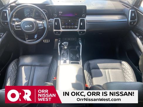 Used 2022 Kia Sorento SX image 18