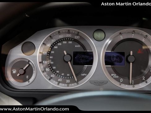 Used 2009 Aston Martin V8 Vantage Roadster RWD image 51