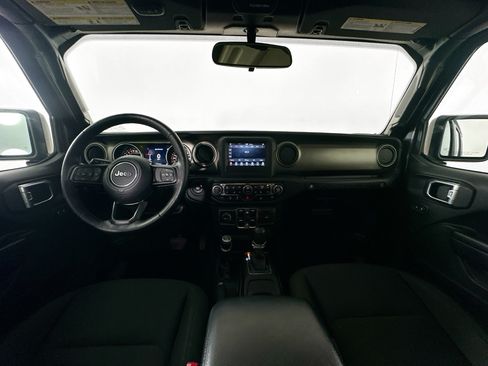 Used 2019 Jeep Wrangler Unlimited Sport S AWD/4WD image 14