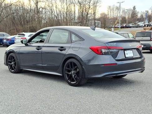 Used 2022 Honda Civic Sport image 4