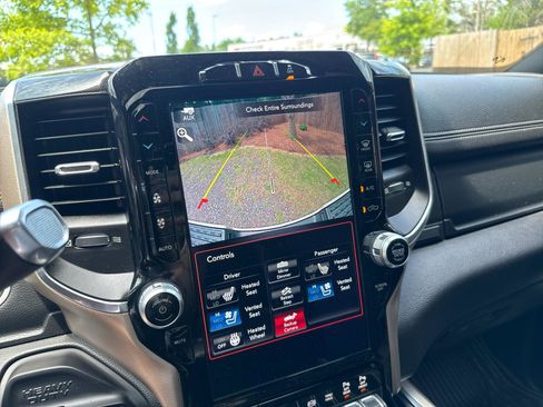 Used 2019 RAM 3500 Laramie AWD/4WD image 12