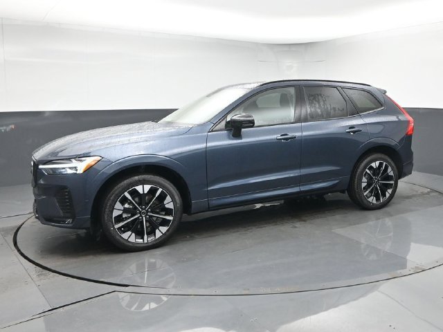 New 2027 Volvo XC60 B5 Plus AWD/4WD image 4