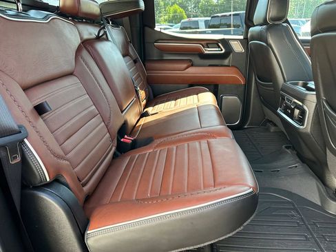 Used 2024 GMC Sierra 1500 Denali Ultimate AWD/4WD image 16