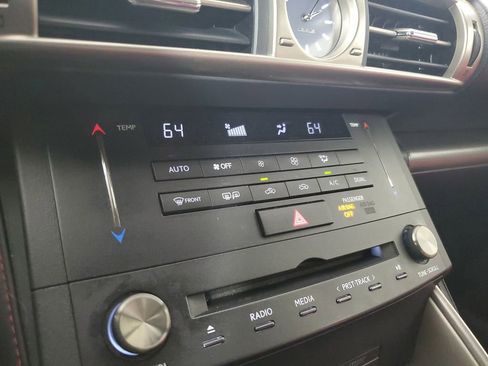 Used 2016 Lexus IS 200t w/ F Sport Package RWD image 29