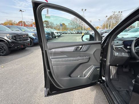 New 2026 Buick Enclave Sport Touring w/ Super Cruise Package image 11