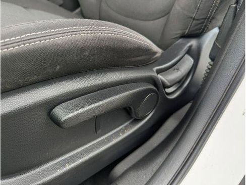 Used 2018 Kia Soul FWD image 53