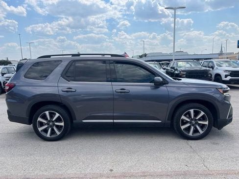 Used 2024 Honda Pilot Elite image 5