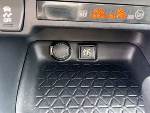 Used 2024 Toyota RAV4 LE image 16