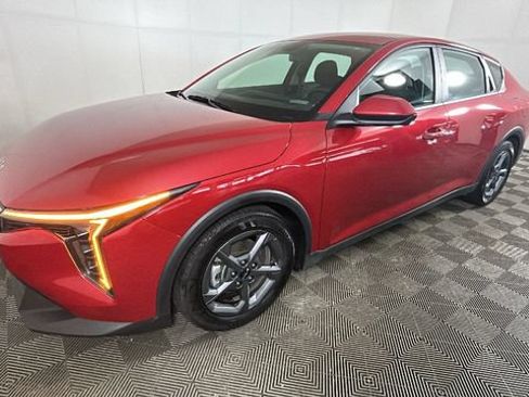 Used 2025 Kia K4 FWD image 6