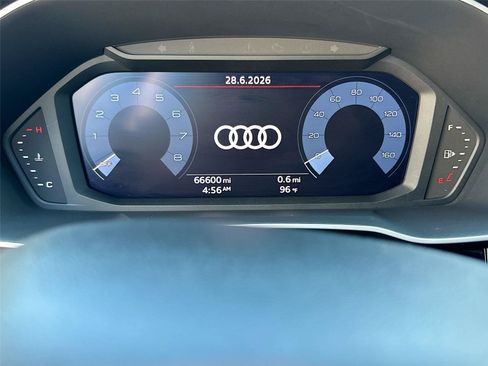 Used 2020 Audi Q3 2.0T Premium w/ Convenience Package AWD/4WD image 12
