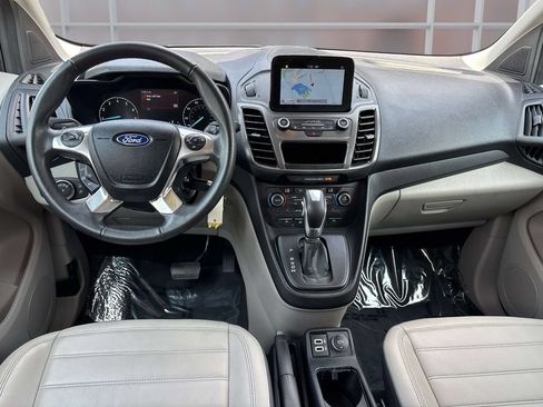 Used 2019 Ford Transit Connect XLT w/ Trailer Tow Package FWD image 12