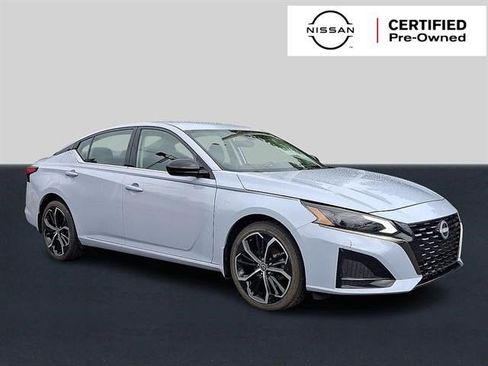 Certified 2023 Nissan Altima 2.5 SR AWD/4WD image 1