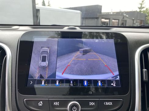 Used 2021 Chevrolet Equinox Premier FWD image 25