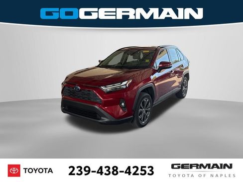 Used 2022 Toyota RAV4 XLE Premium image 1