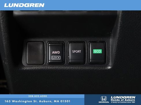 Used 2019 Nissan Rogue S AWD/4WD image 26