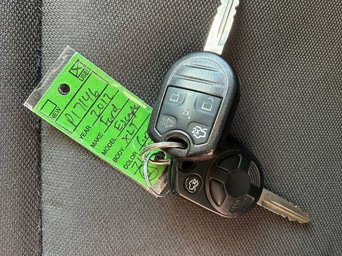 Used 2012 Ford Escape XLT FWD image 13