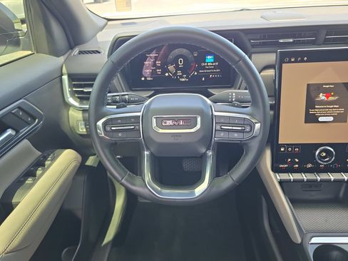 Used 2025 GMC Terrain Elevation FWD image 10