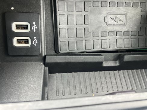 Used 2018 Ford Expedition Platinum AWD/4WD image 35