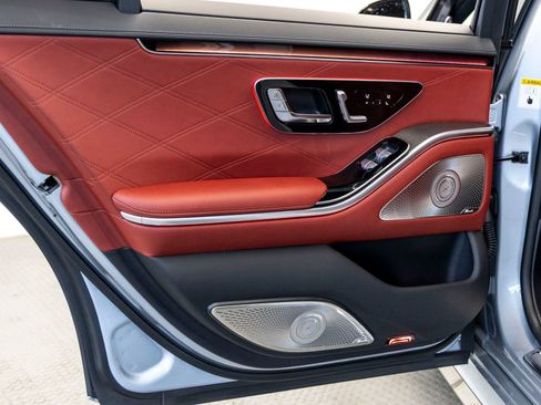 Used 2026 Mercedes-Benz S 63 AMG S image 19