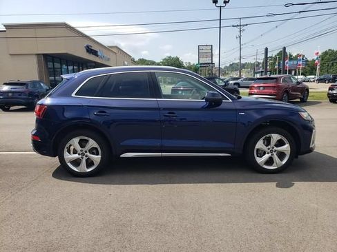 Used 2022 Audi Q5 2.0T Prestige w/ Prestige Package AWD/4WD image 2