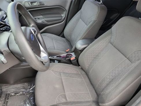 Used 2017 Ford Fiesta SE w/ Equipment Group 201A image 3
