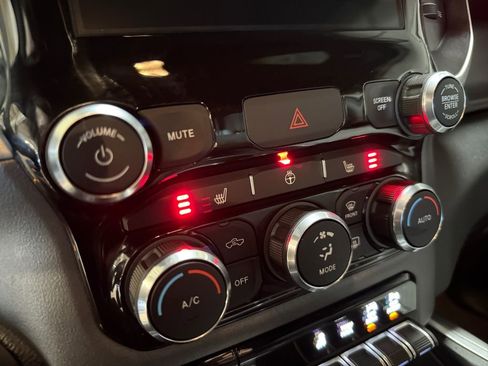 Used 2022 RAM 1500 Big Horn image 30